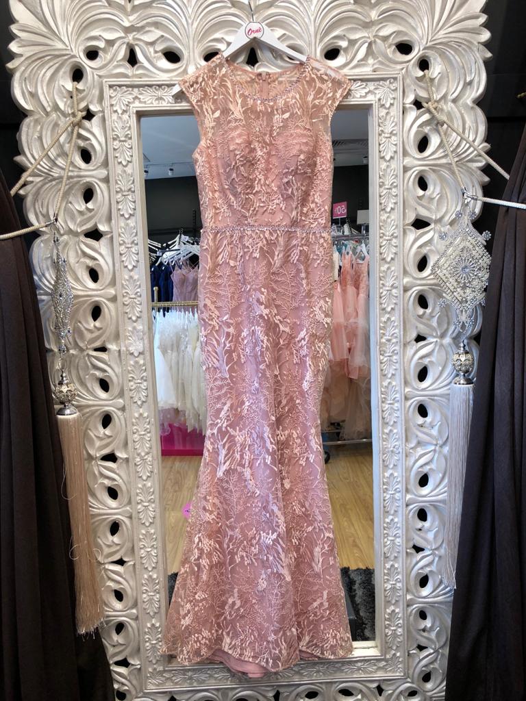 KAYLEE LACE DRESS image 0