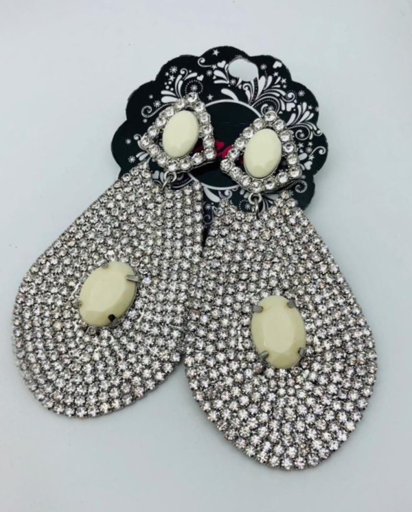 TEAR DROP CRYSTAL SILVER EARRINGS image 1