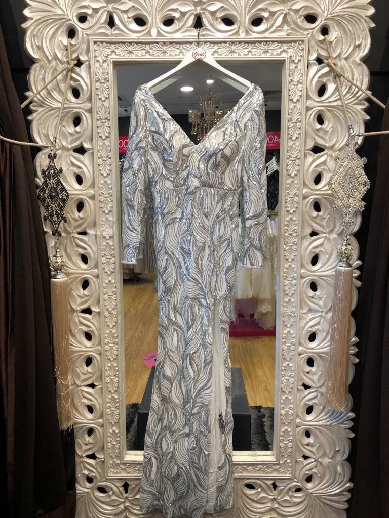 TEGAN DRESS image 1