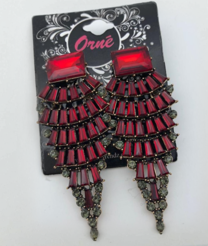 RED PYRAMID CHUNKY STONE EARRINGS image 1