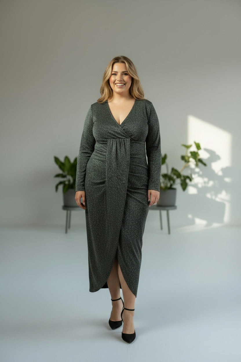 NANCY Shimmer black Plus size Dress