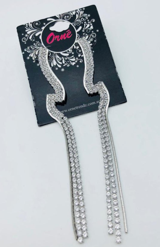LONG STRING S-DESIGN SILVER EARRINGS image 1